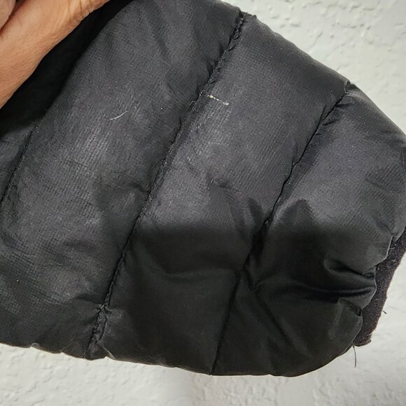 Bundle Of 2 Kids Patagonia Jacket/Sweater Size Medium With Flaws Warm Duckdown - Picture 16 of 16